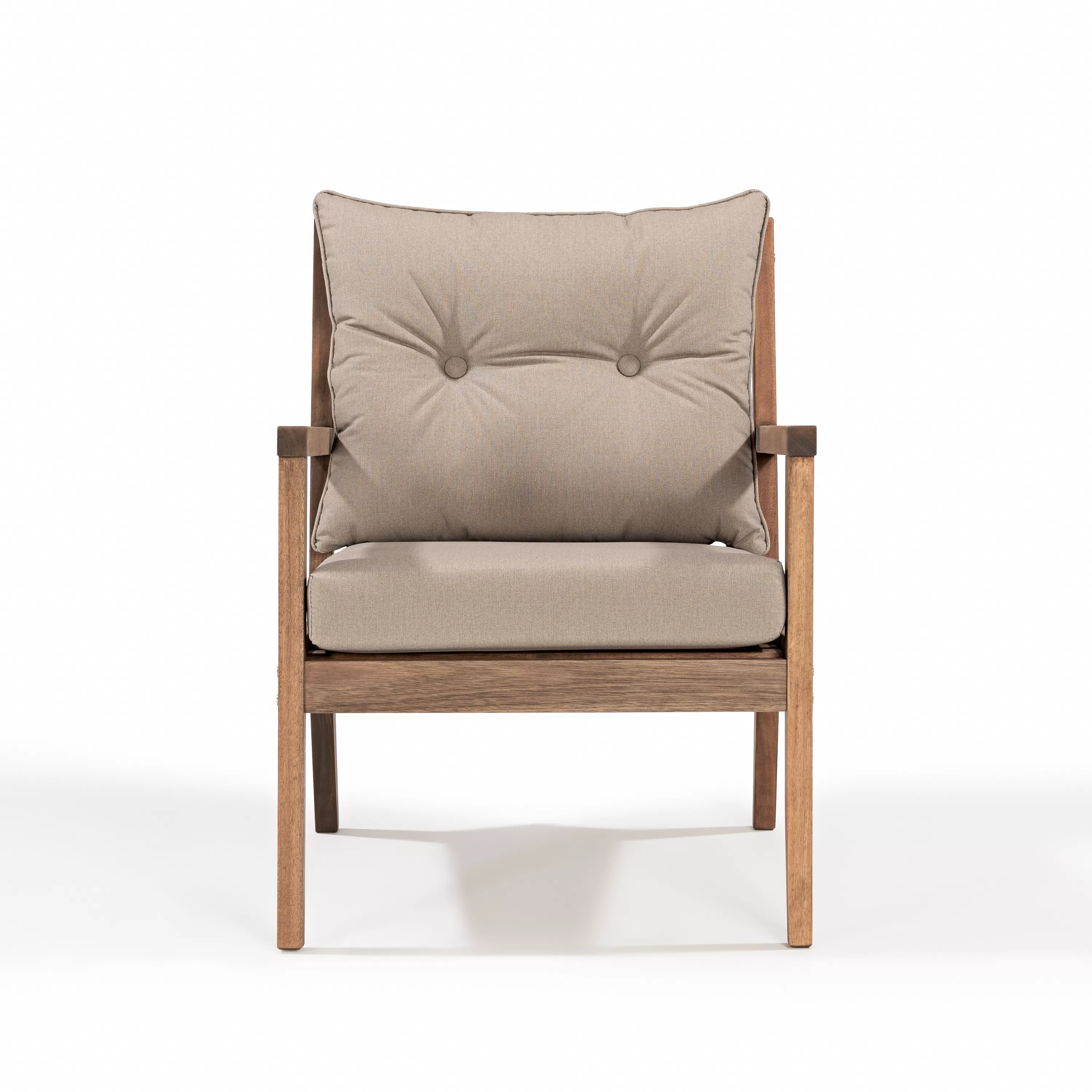 Poltrona Riade para Área Gourmet em Madeira com assento e encosto estofados - 1 Lugar | Acabamento em Verniz - Espaço Casa e Jardim