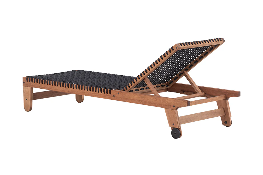 Espreguiçadeira em Madeira e Corda Náutica Preta | Linha Traço - Espaço Casa e Jardim