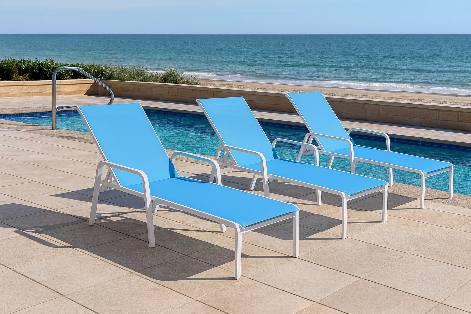 Espreguiçadeira para Piscina Summer - A1umínio Branco, Tela Sling Azul Claro | Empilhável