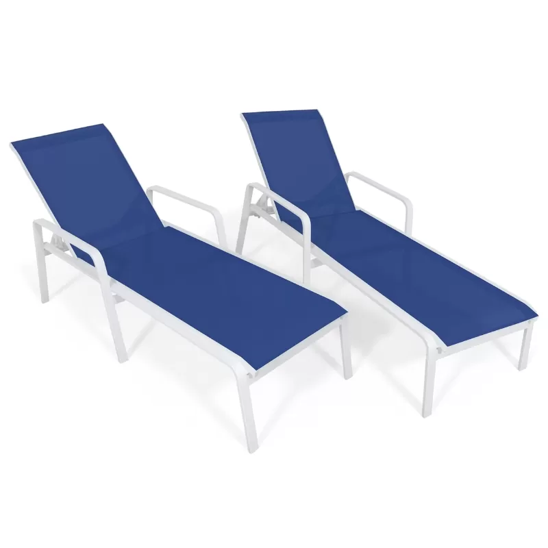 Kit Com 2 Espreguiçadeiras Para Piscina Summer - Alumínio Branco, Tela Sling Azul Escuro | Empilhável