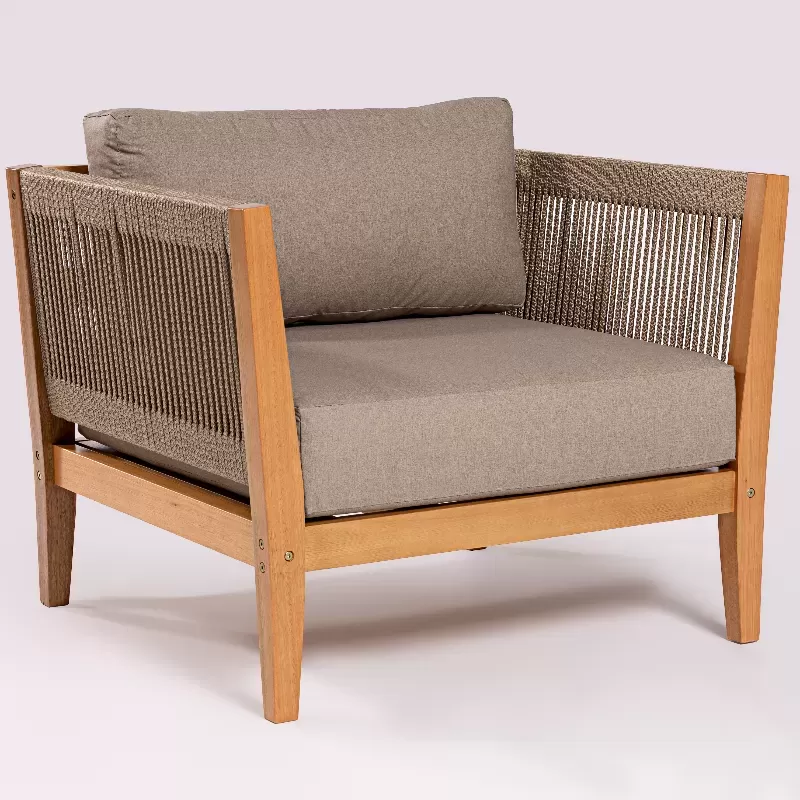 Poltrona Lilac Em Madeira, Com Assento E Encosto Estofado | Acabamento Em Verniz - Espaço Casa E Jardim